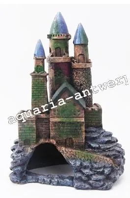 aqua deco castle 3 purple roofs 20x17x28cm